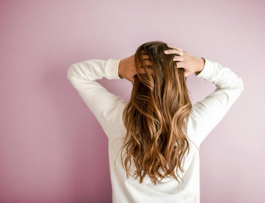 10 Praktische Tips om je Haar in de Winter Hydraterend te Houden