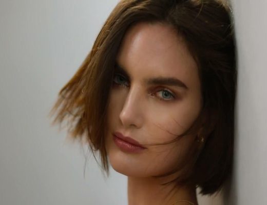 De Geheimen van Stralend Haar bij het Ochtendlijk Wakker Worden: Ontdek de Kracht van Nachtelijke Haarverzorging De Geheimen van Stralend Haar bij het Ochtendlijk Wakker Worden: Ontdek de Kracht van Nachtelijke Haarverzorging